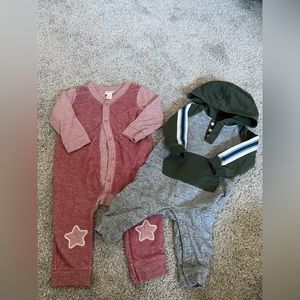 2 onsie Sets